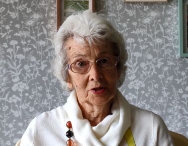 90-year-old Mary shares her volunteering story with the BBC