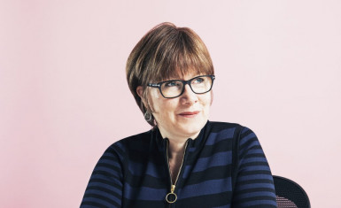 Viv Mcvey professional head shot 2019 1024x1536 v3